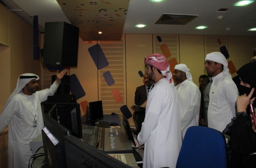 Students of College of Communication in AAU visits AD Radio