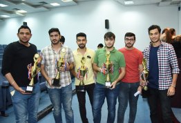 تكريم الطلبة الفائزين في دوري الألعاب الرياضية للكليات 