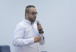 جامعة العين تنظم محاضرة حول شبكات التواصل الاجتماعي