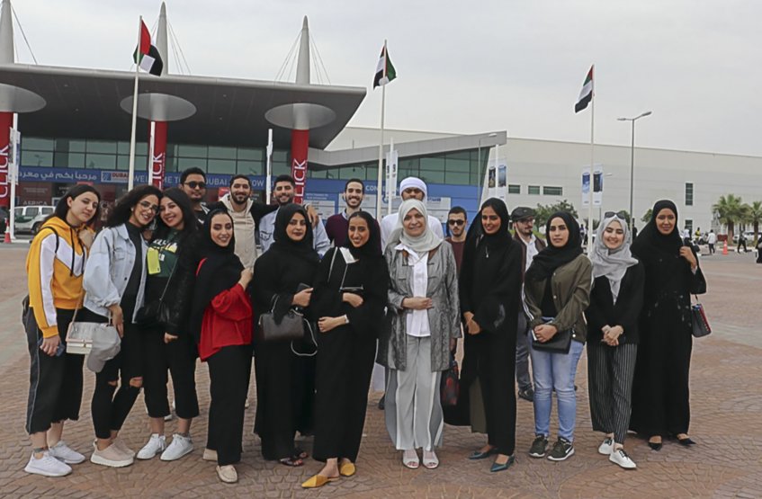 زيارة طلابية إلى معرض دبي للطيران