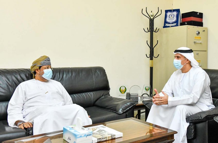 زيارة المدير المفوض لسفارة سلطنة عمان