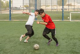 كرة القدم في نصف ملعب 1 ضد 1